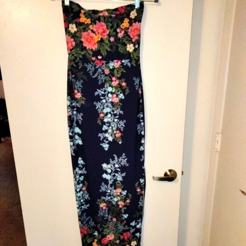 KtK (Size M) Navy Blue Floral Print Side Slit Maxi Tube Dress